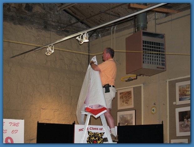 600x449 pixels (92K)