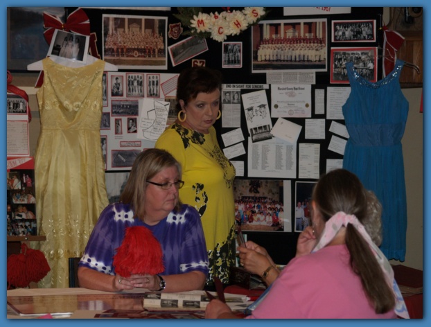 600x449 pixels (114K)