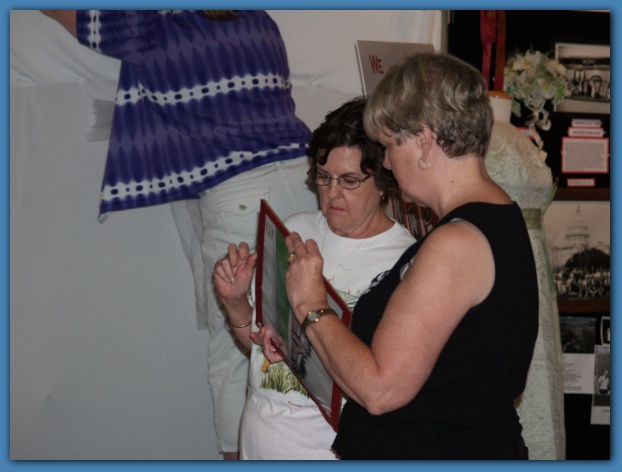 600x449 pixels (80K)