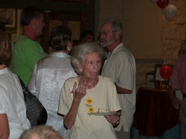 600x450 pixels (68K)