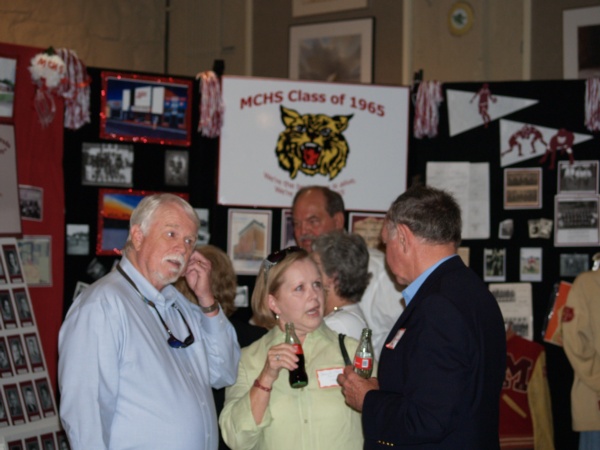 600x450 pixels (83K)